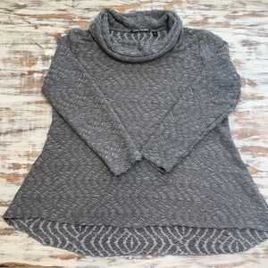 SNO SKINS XL Gray Patterned Textured Women's Cowl neck tunic Snoskins
